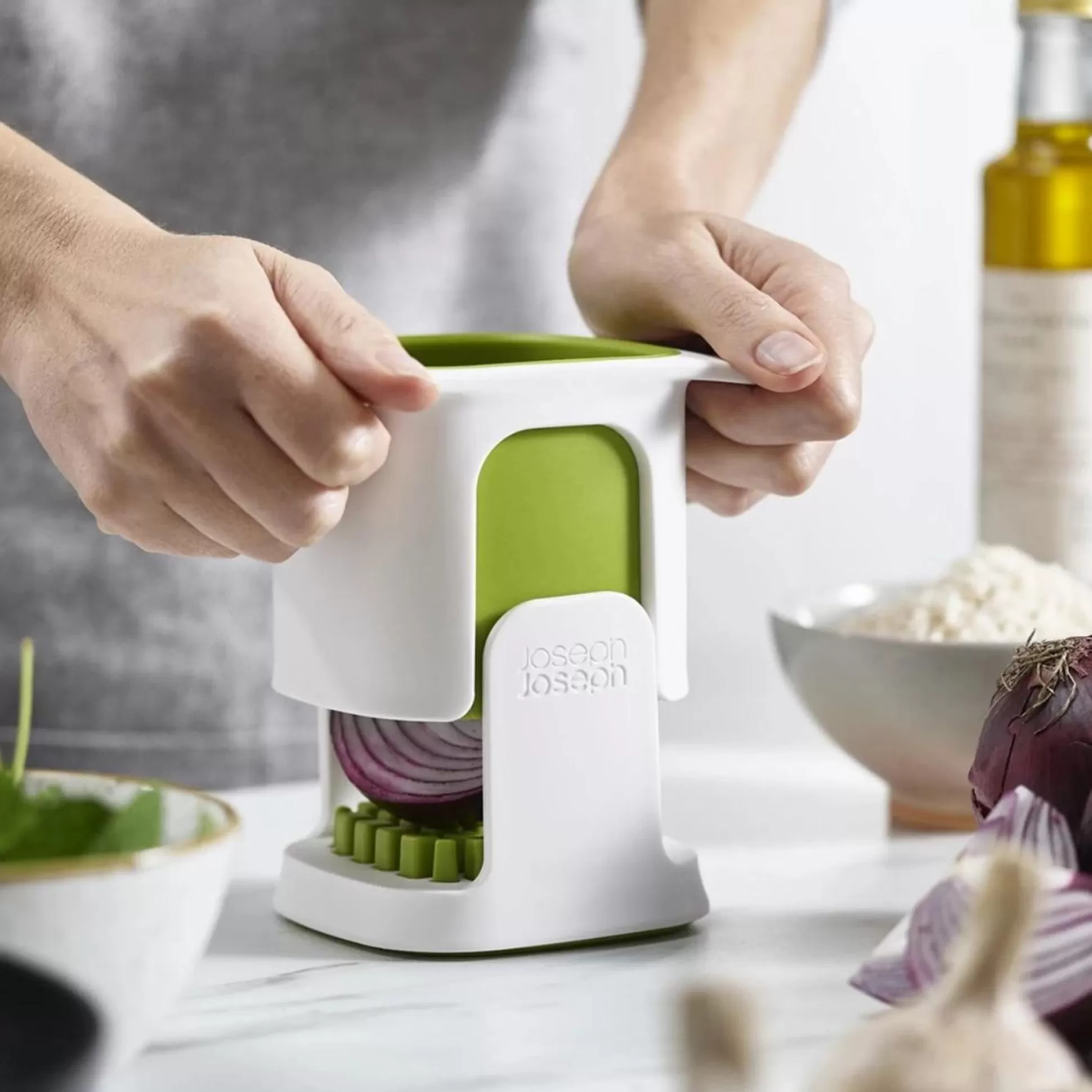 Kitchen Utensils & Accessories>Meadows and Byrne Joseph Joseph Chopcup Vegetable Dicer - White